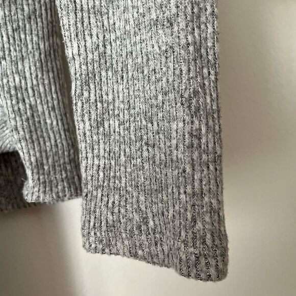 Zara grey long-sleeved, crew neck sweater. Wide side ties, good condition, S - Picture 5 of 8
